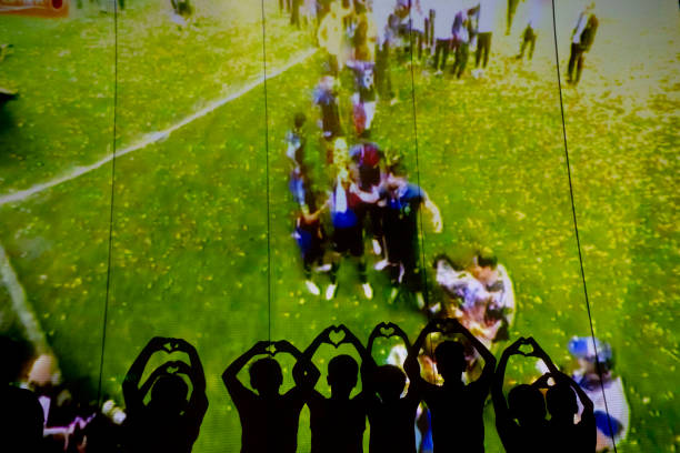 认同也是关 认同也是关