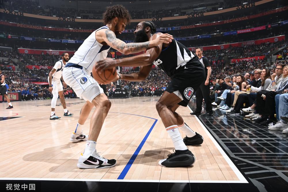 在76人配 在76人配